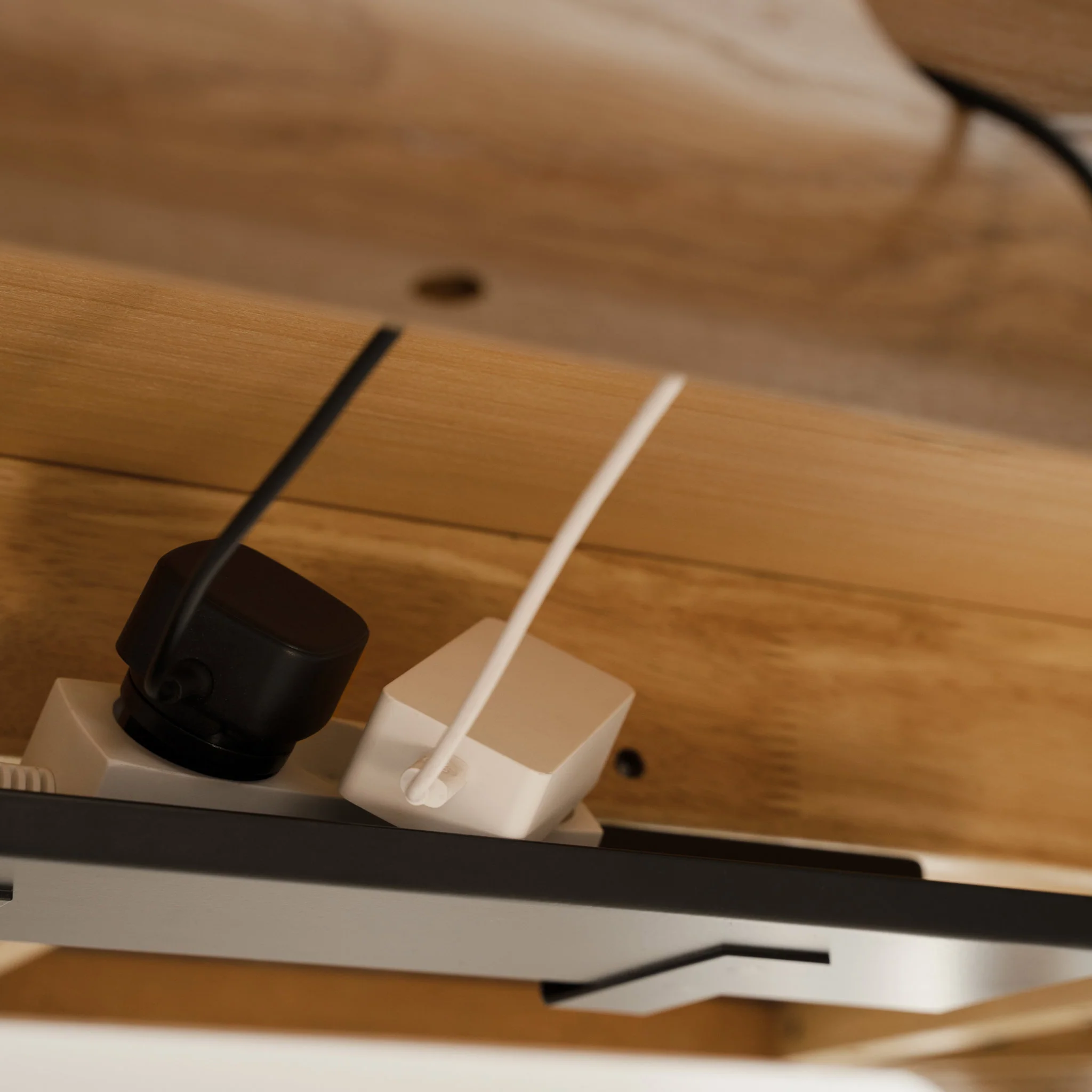 Heart'n'Soul | desk - Image 10