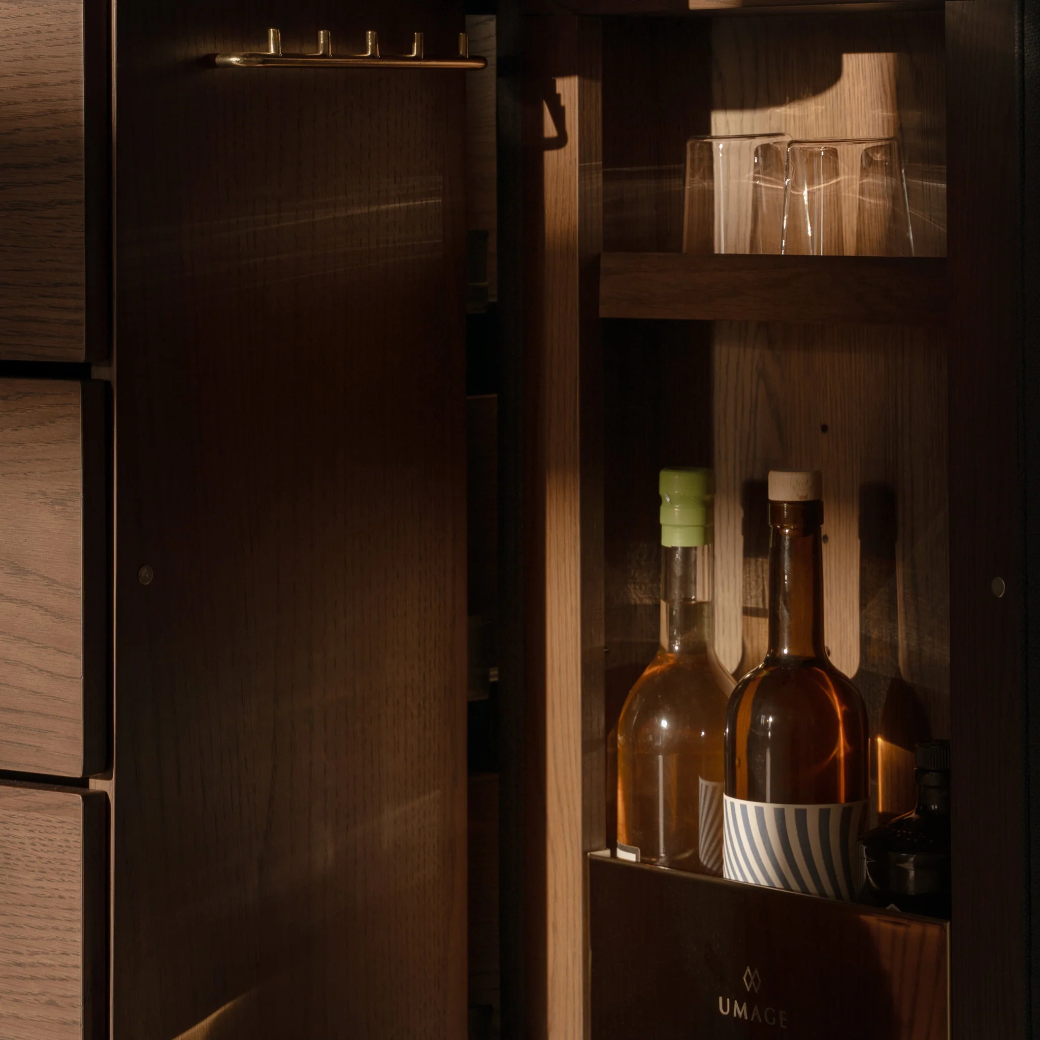 Treasures | dresser - Image 47